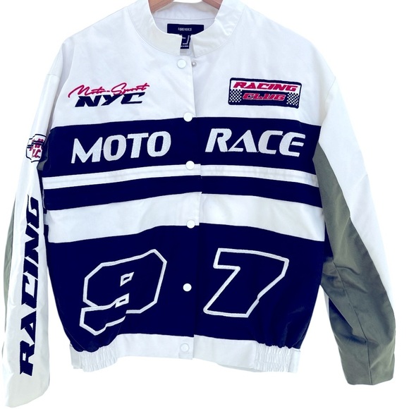 Forever 21 Women’s  Bomber White Jacket Patches Sports Car Racer Size Medium - Picture 1 of 4